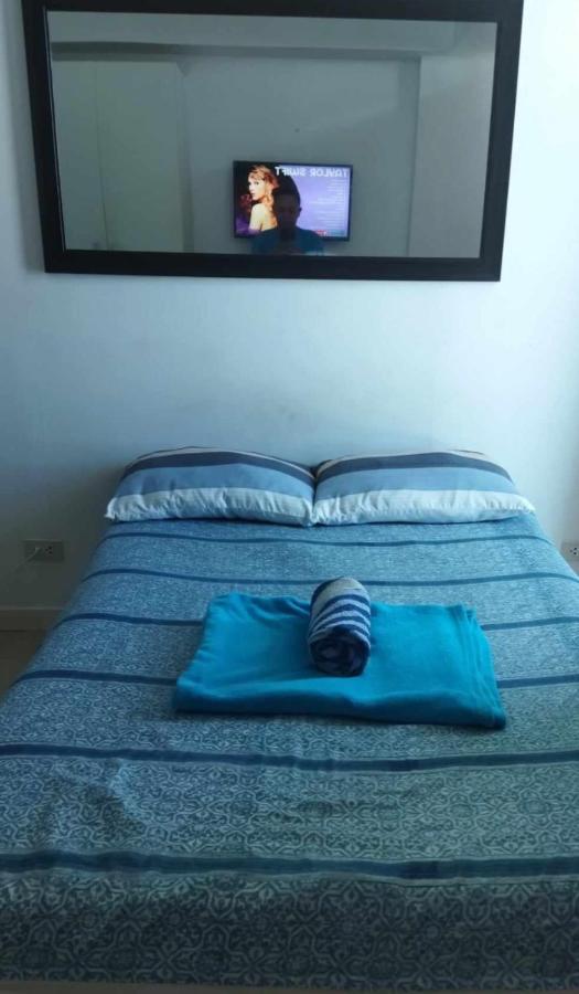 Sm Bicutan Rooms By M Manila Esterno foto